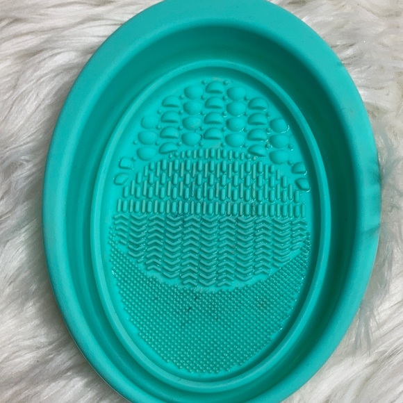 Blue silicone make up brush cleaner sponge cleaner - Picture 5 of 11